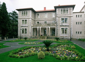 Отель Parador de Limpias  Лиендо